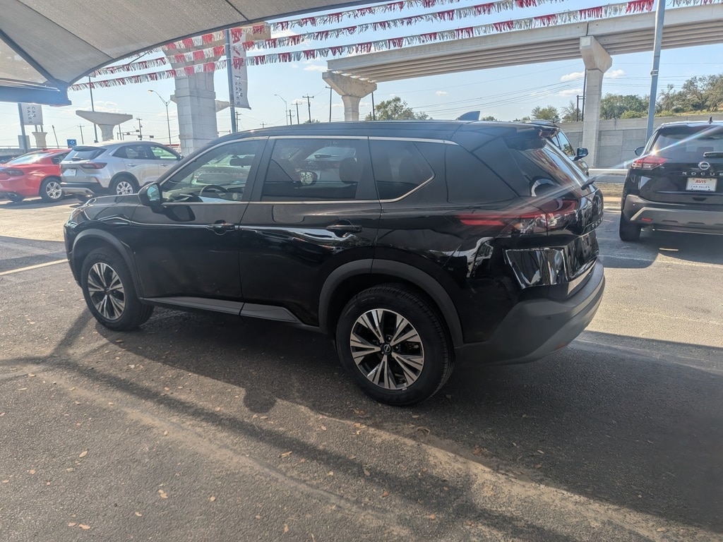 Thumbnail: 2023 Nissan Rogue - 5