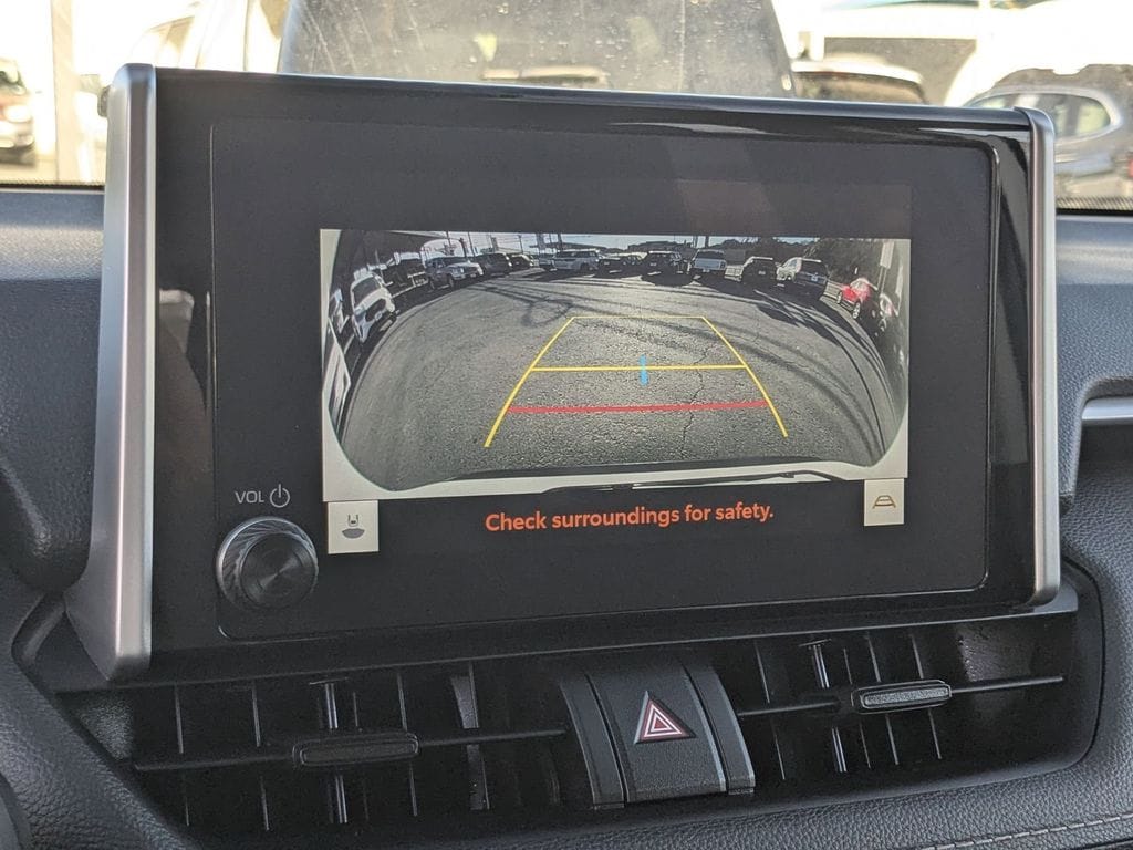 Thumbnail: 2025 Toyota RAV4 - 20