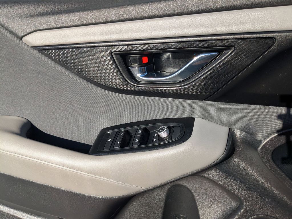 Thumbnail: 2025 Subaru Outback - 16