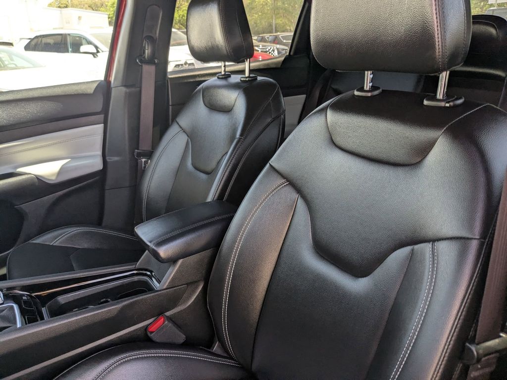 Thumbnail: 2025 Jeep Compass - 14