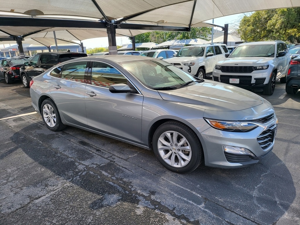 Thumbnail: 2024 Chevrolet Malibu - 6
