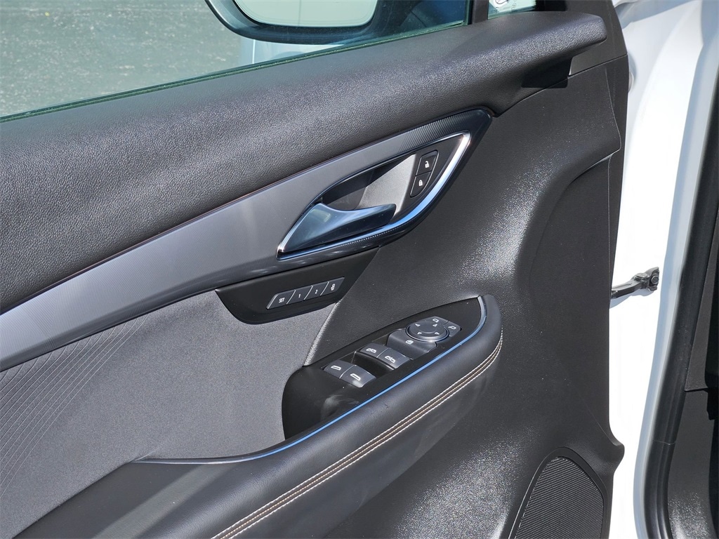 Thumbnail: 2024 Buick Envision - 12