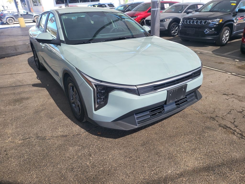 Thumbnail: 2025 Kia K4 - 3