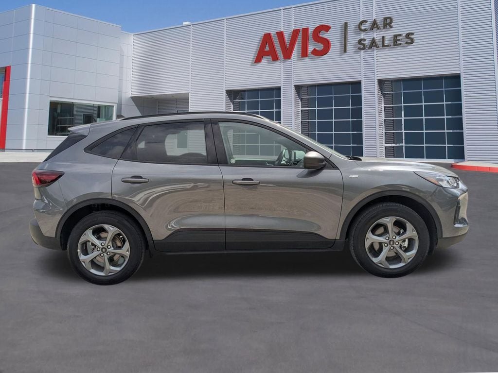 Thumbnail: 2025 Ford Escape - 5