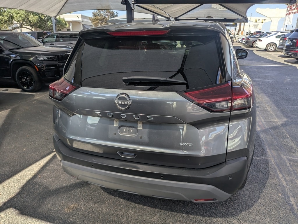 Thumbnail: 2023 Nissan Rogue - 8