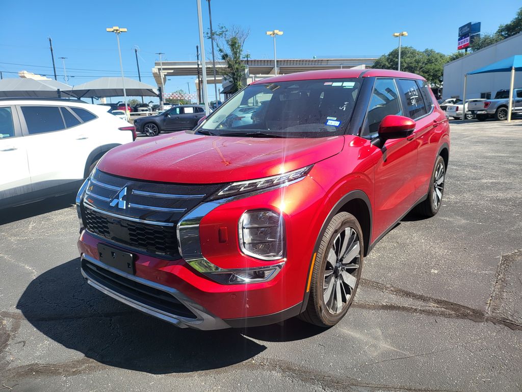 2025 Mitsubishi Outlander SE S-AWC's photo