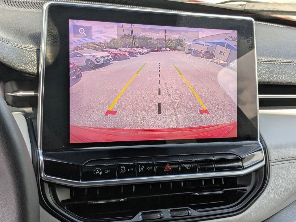 Thumbnail: 2025 Jeep Compass - 21