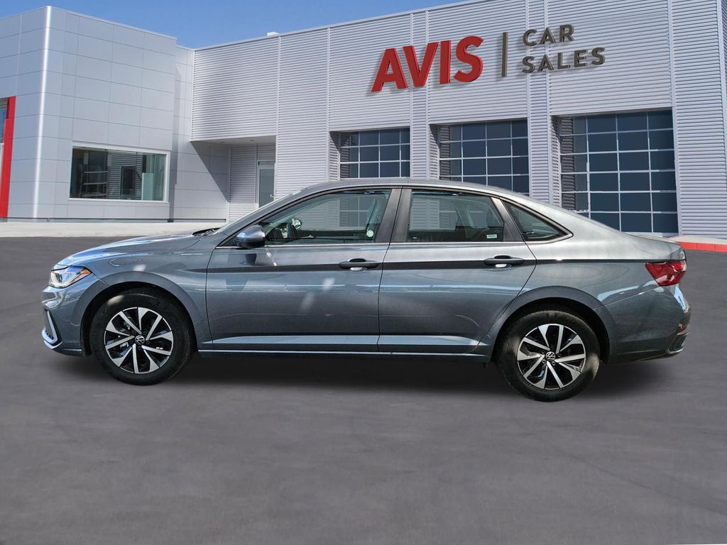 Thumbnail: 2025 Volkswagen Jetta - 2