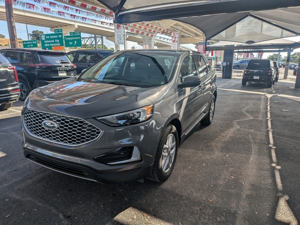 Thumbnail: 2024 Ford Edge - 1