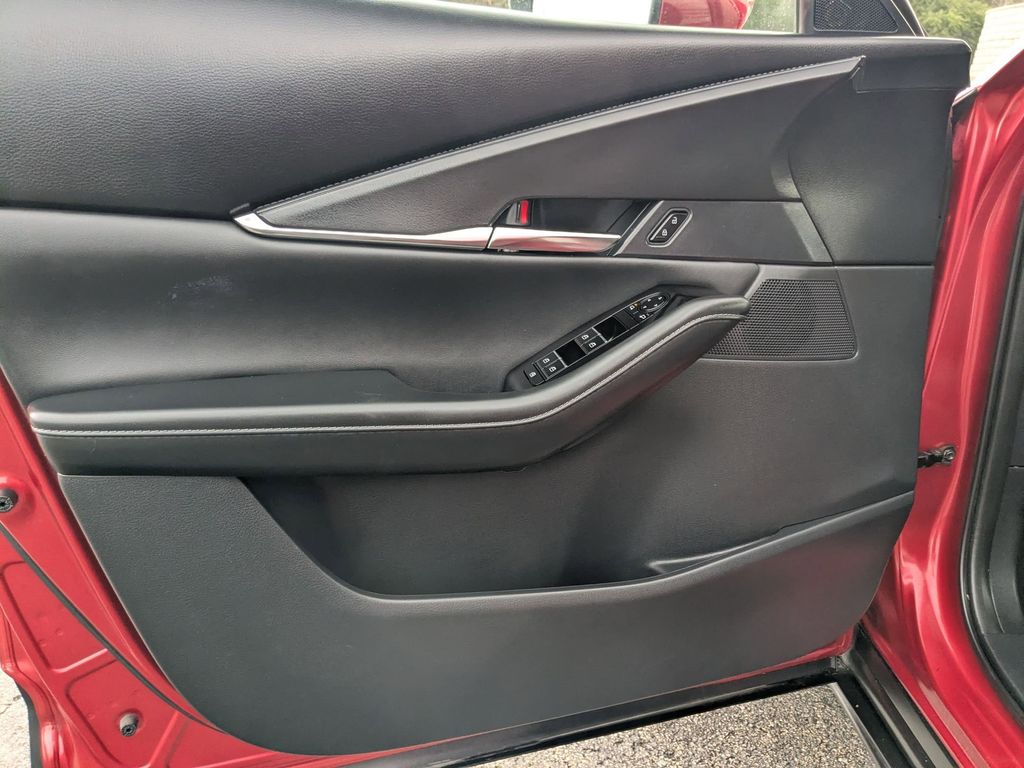 Thumbnail: 2025 Mazda CX-30 - 13