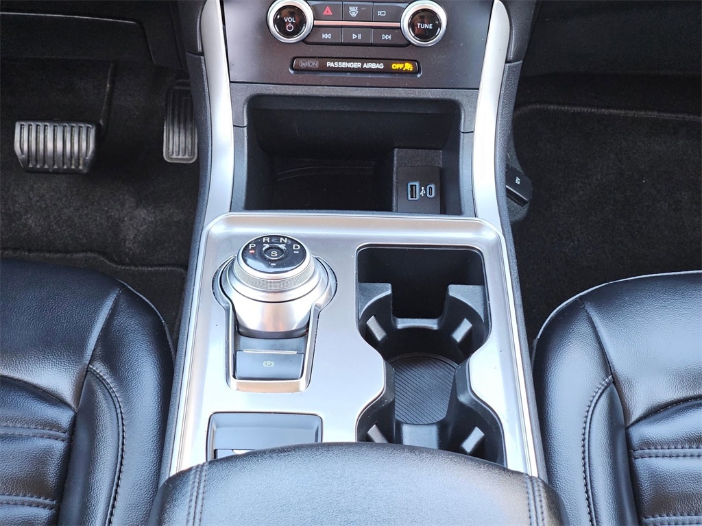 Thumbnail: 2024 Ford Edge - 18