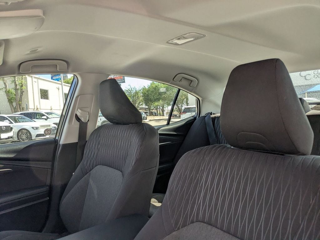 Thumbnail: 2025 Toyota Camry - 15