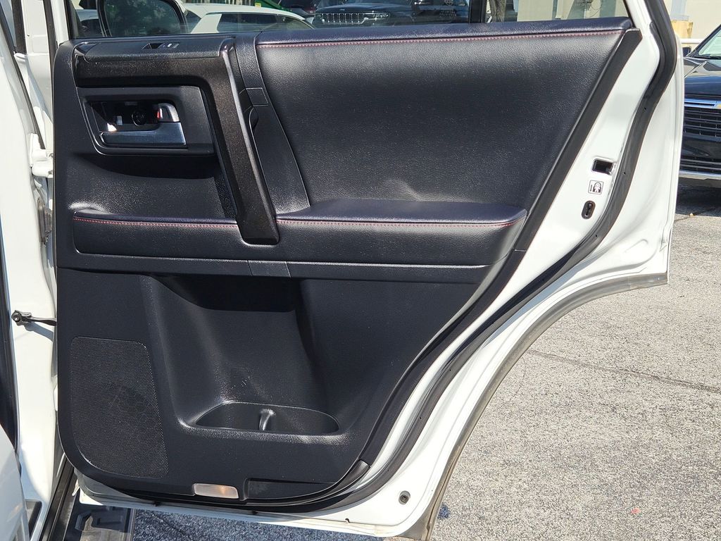 Thumbnail: 2024 Toyota 4Runner - 28