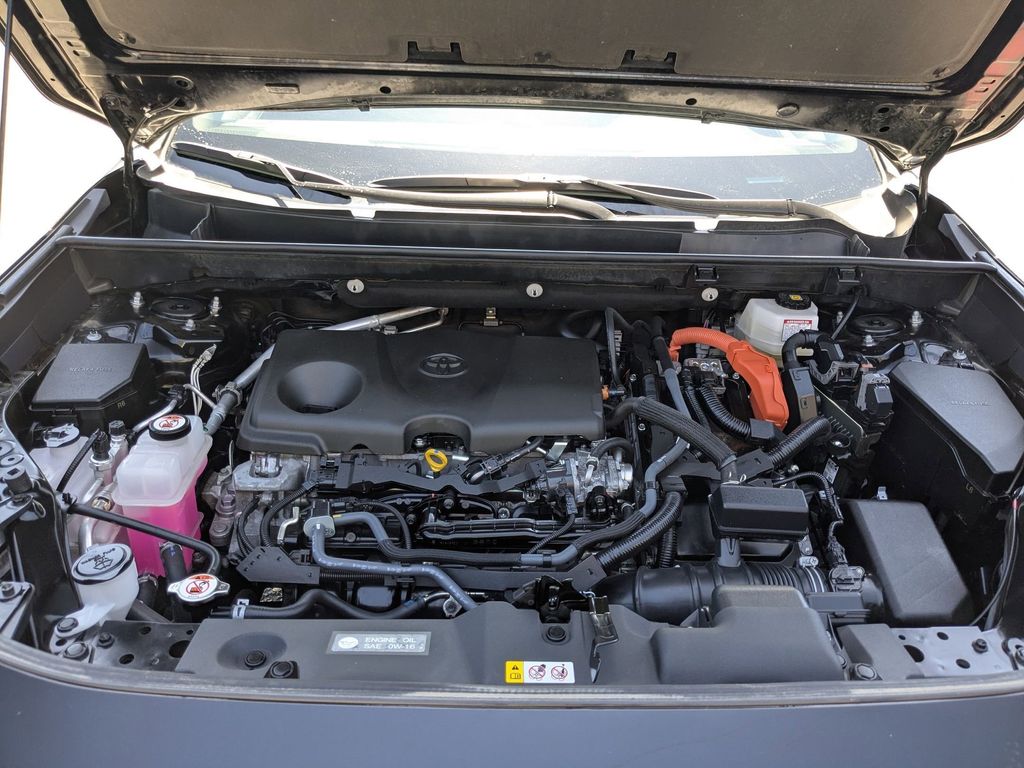 Thumbnail: 2025 Toyota RAV4 - 29