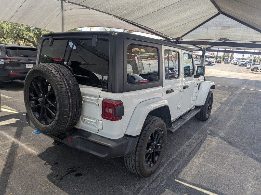 Thumbnail: 2023 Jeep Wrangler - 9