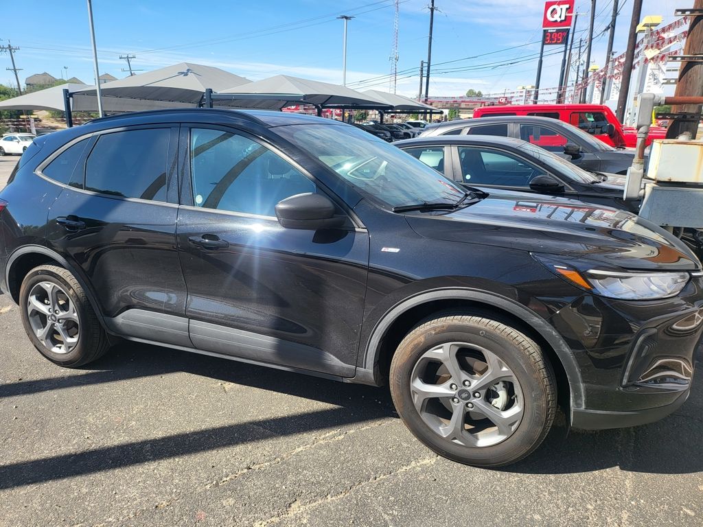 Thumbnail: 2025 Ford Escape - 13