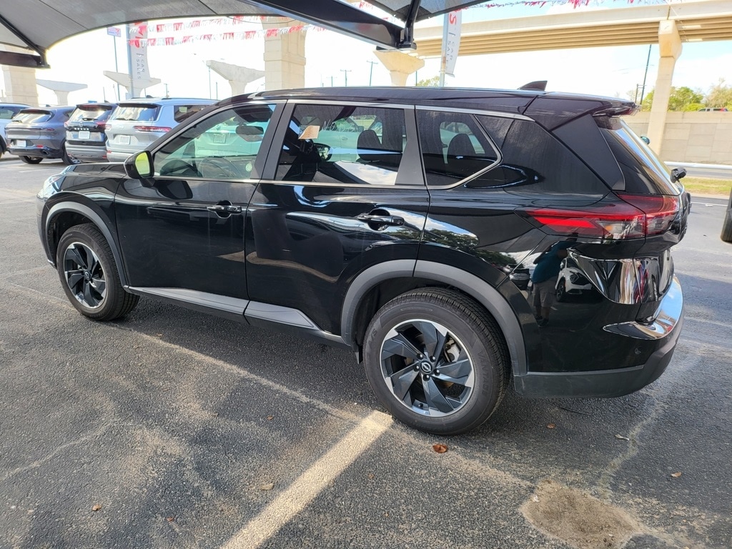 Thumbnail: 2024 Nissan Rogue - 8