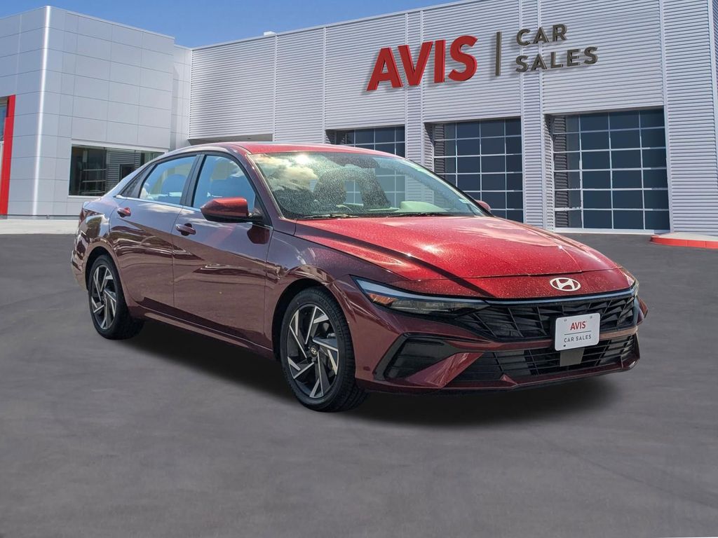 Thumbnail: 2025 Hyundai Elantra - 9