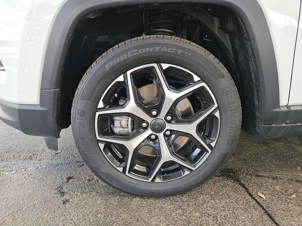 Thumbnail: 2025 Jeep Compass - 29