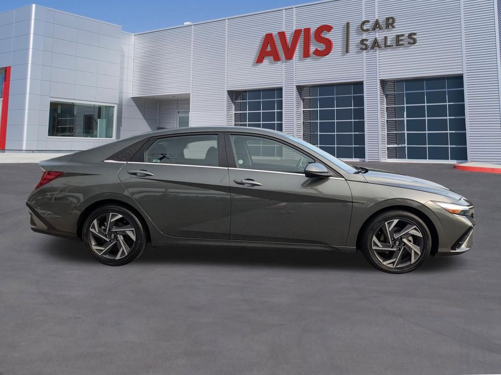 Thumbnail: 2025 Hyundai Elantra - 7