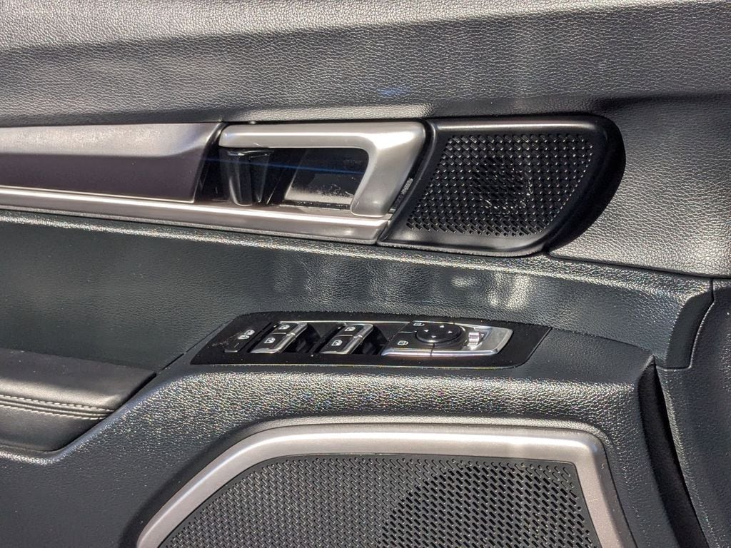 Thumbnail: 2025 Kia Telluride - 17