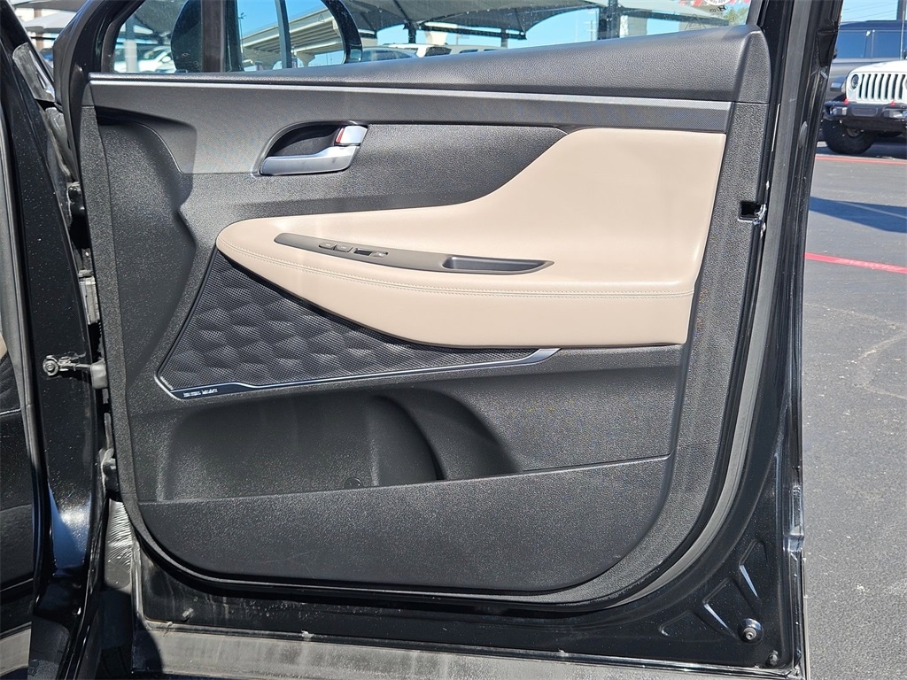 Thumbnail: 2023 Hyundai Santa Fe - 31
