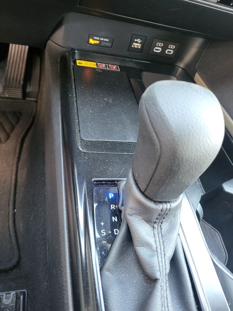 Thumbnail: 2025 Toyota Camry - 8