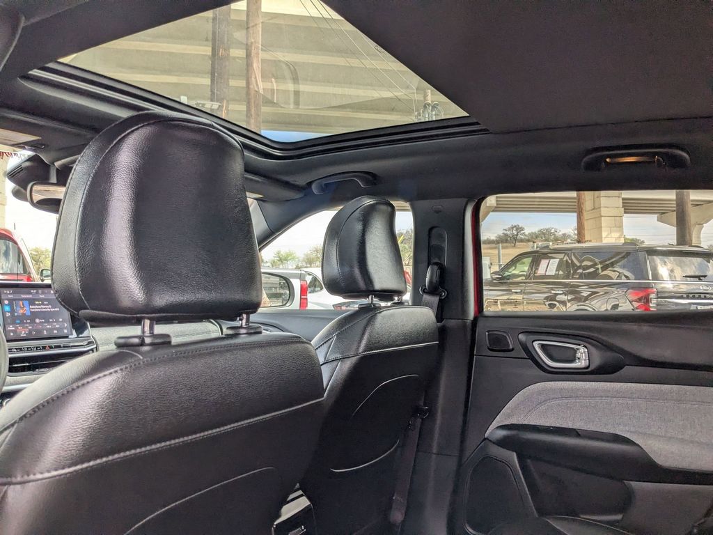 Thumbnail: 2025 Jeep Compass - 27