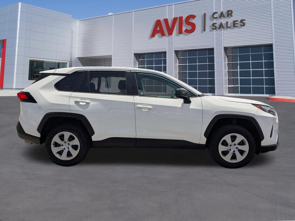 Thumbnail: 2025 Toyota RAV4 - 7