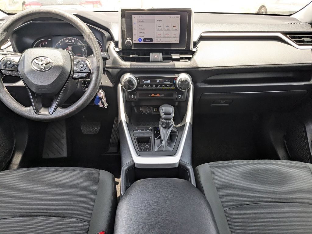 Thumbnail: 2025 Toyota RAV4 - 24