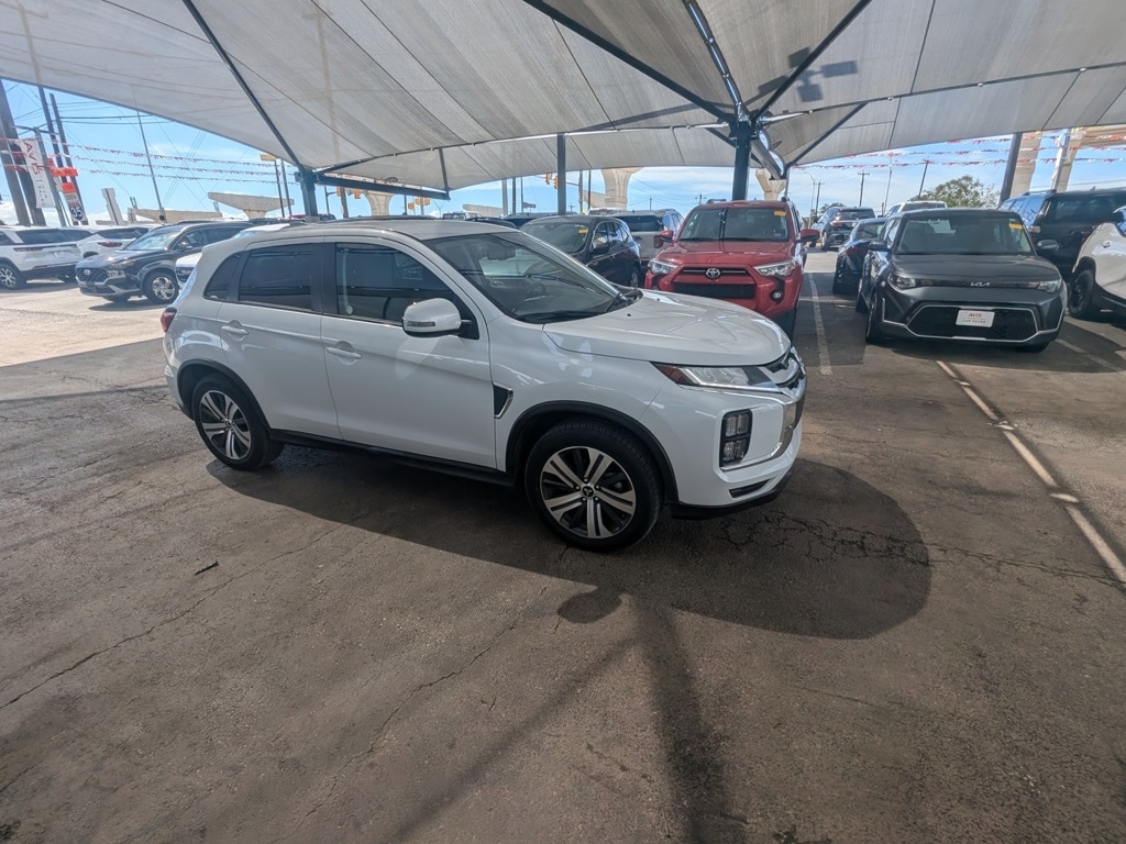 Thumbnail: 2024 Mitsubishi Outlander Sport - 7