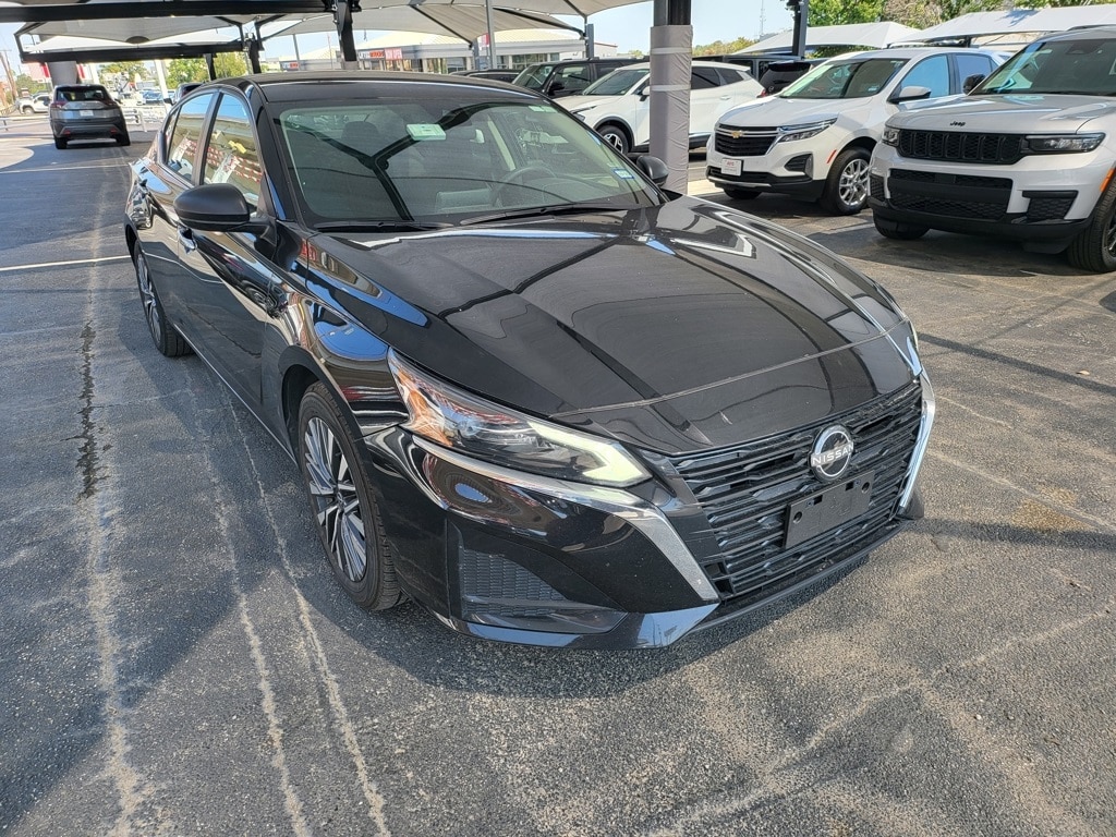 Thumbnail: 2024 Nissan Altima - 7