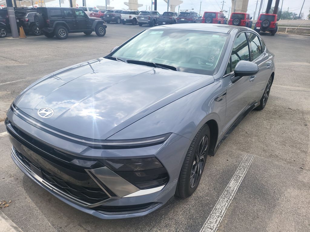 Thumbnail: 2025 Hyundai Sonata - 1