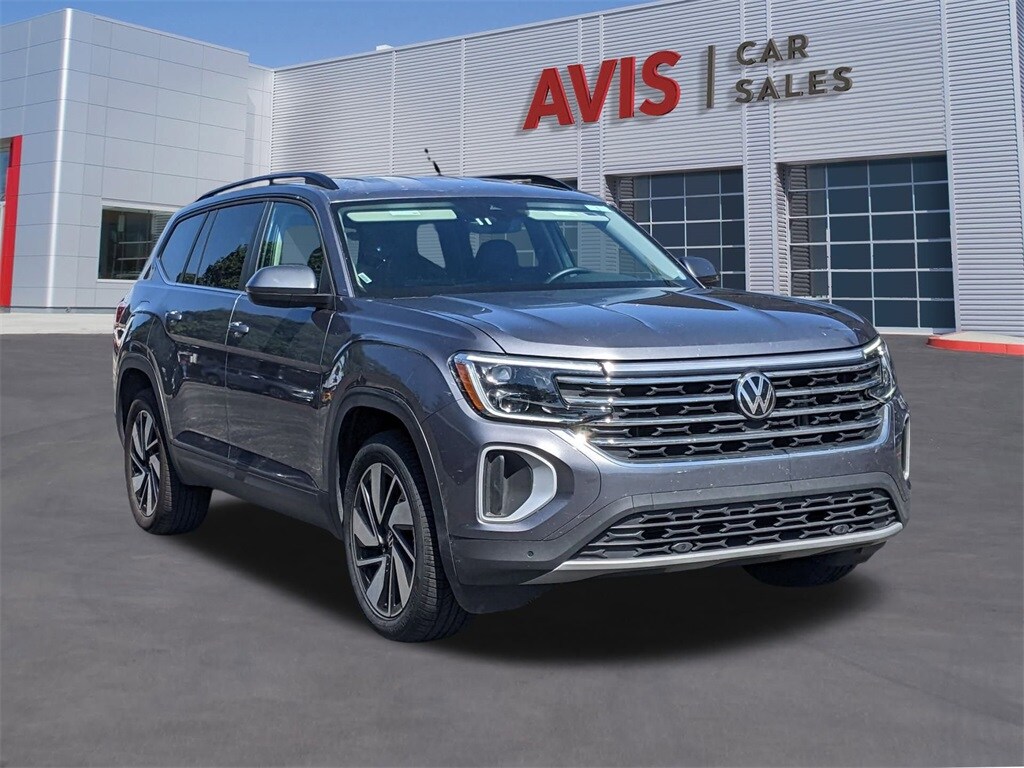 2024 Volkswagen Atlas SE Technology photo 3