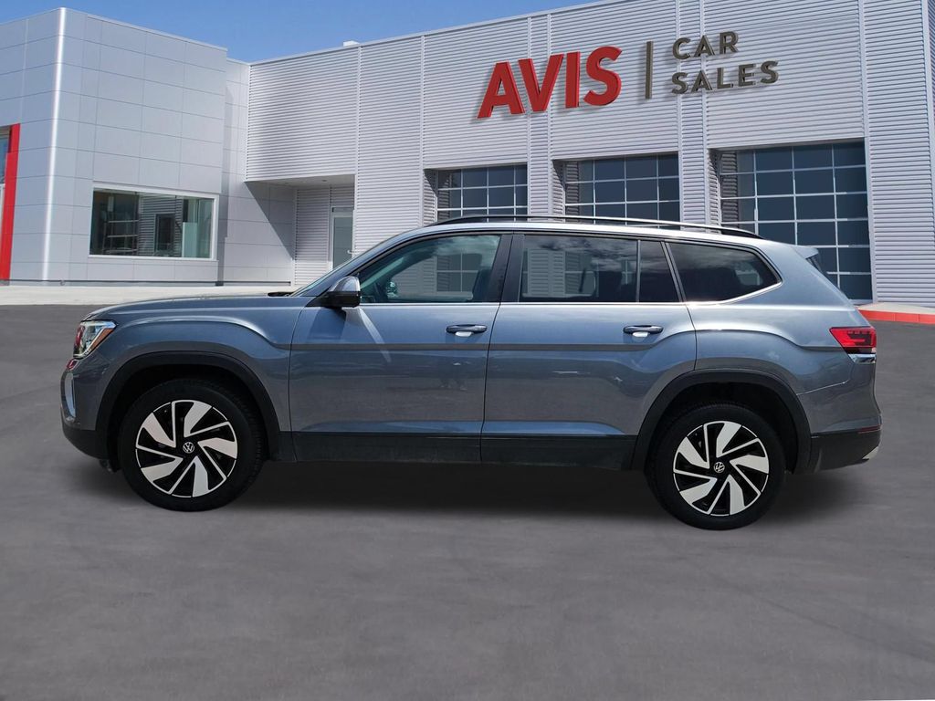 2025 Volkswagen Atlas SE w/Tech - Photo 10