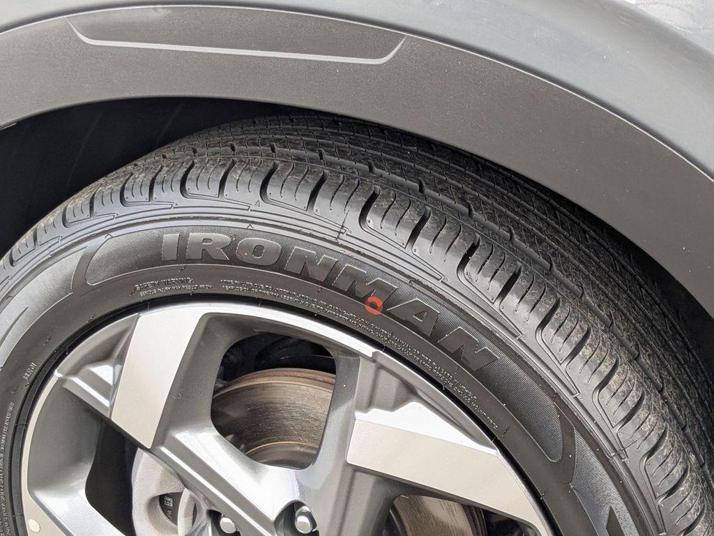 Thumbnail: 2025 Hyundai Venue - 30