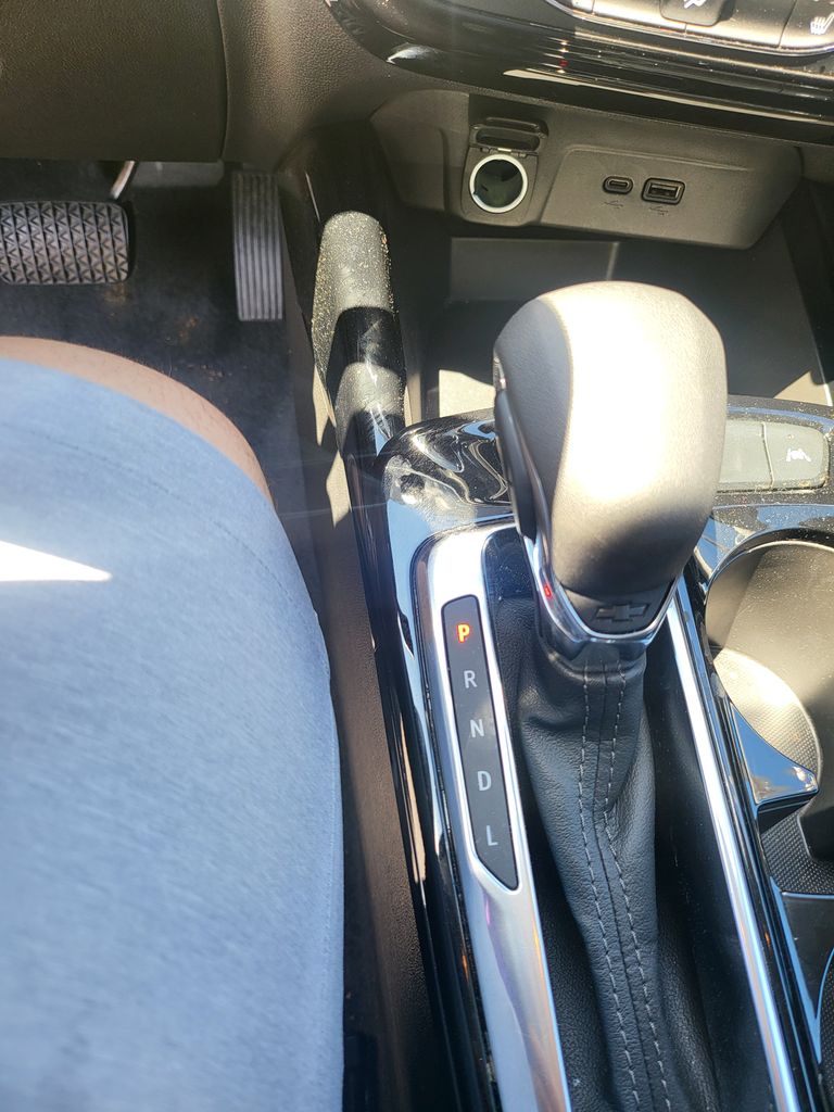 Thumbnail: 2025 Chevrolet Trax - 9