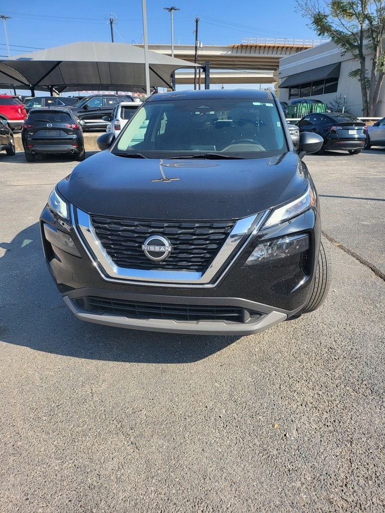 Thumbnail: 2023 Nissan Rogue - 2