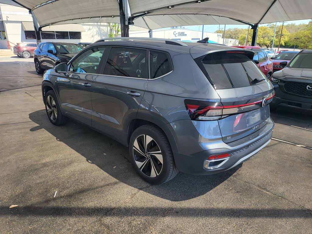 Thumbnail: 2025 Volkswagen Taos - 10