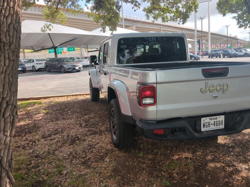 Thumbnail: 2023 Jeep Gladiator - 9