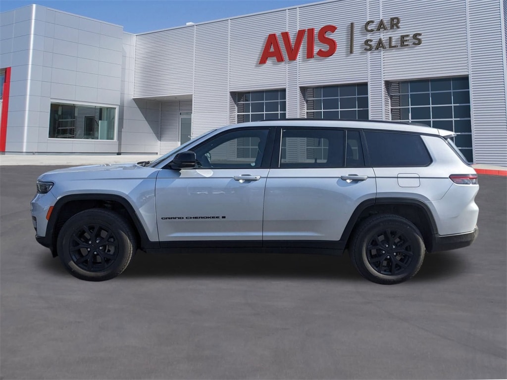 Thumbnail: 2024 Jeep Grand Cherokee L - 10