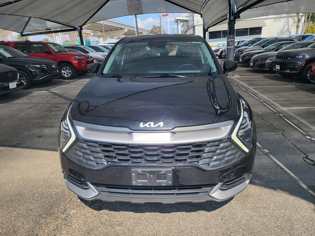 2024 Kia Sportage LX photo 2