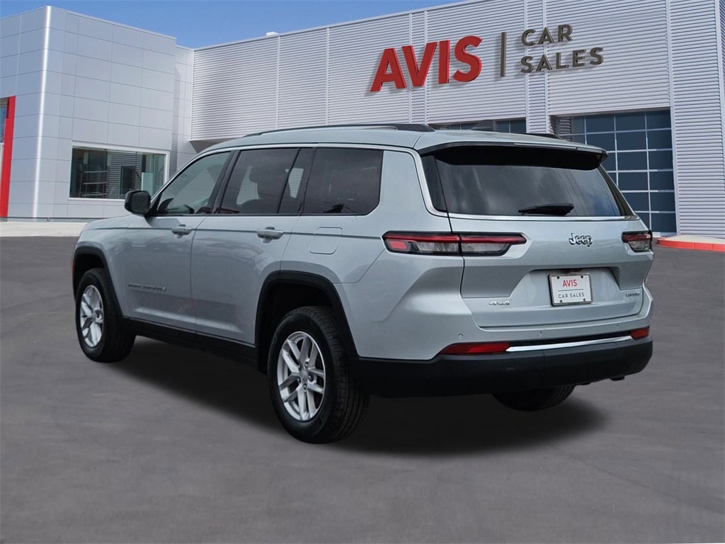 2023 Jeep Grand Cherokee Laredo 9