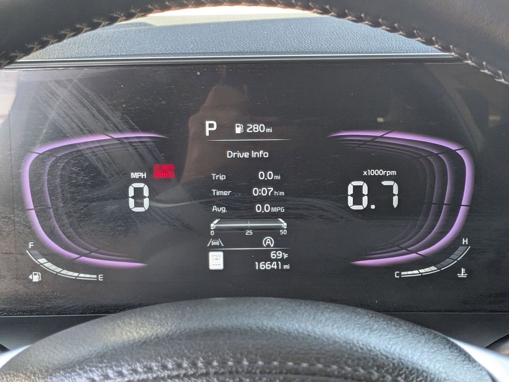 Thumbnail: 2025 Kia Telluride - 17