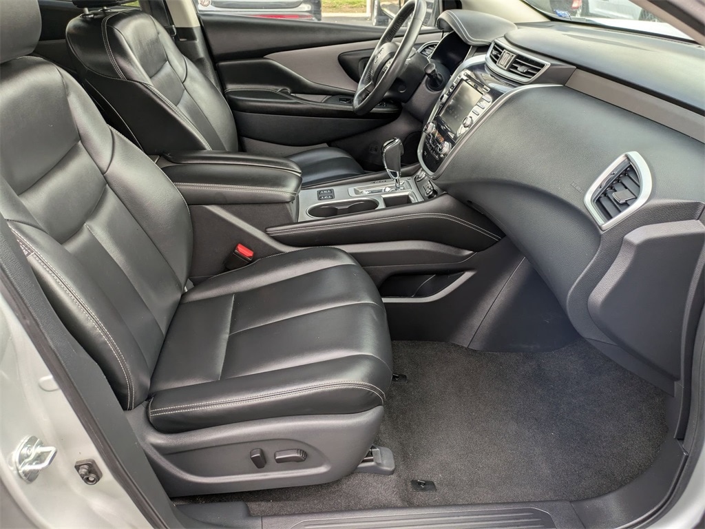 2023 Nissan Murano SV 32