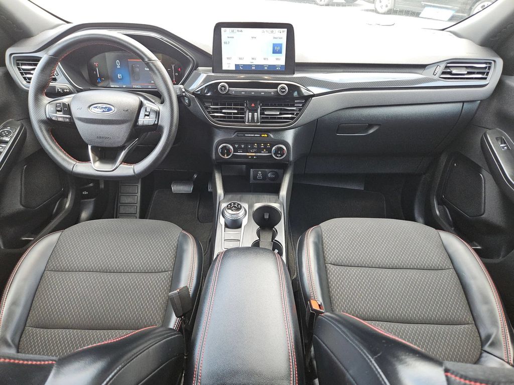 2025 Ford Escape ST-Line - Photo 19