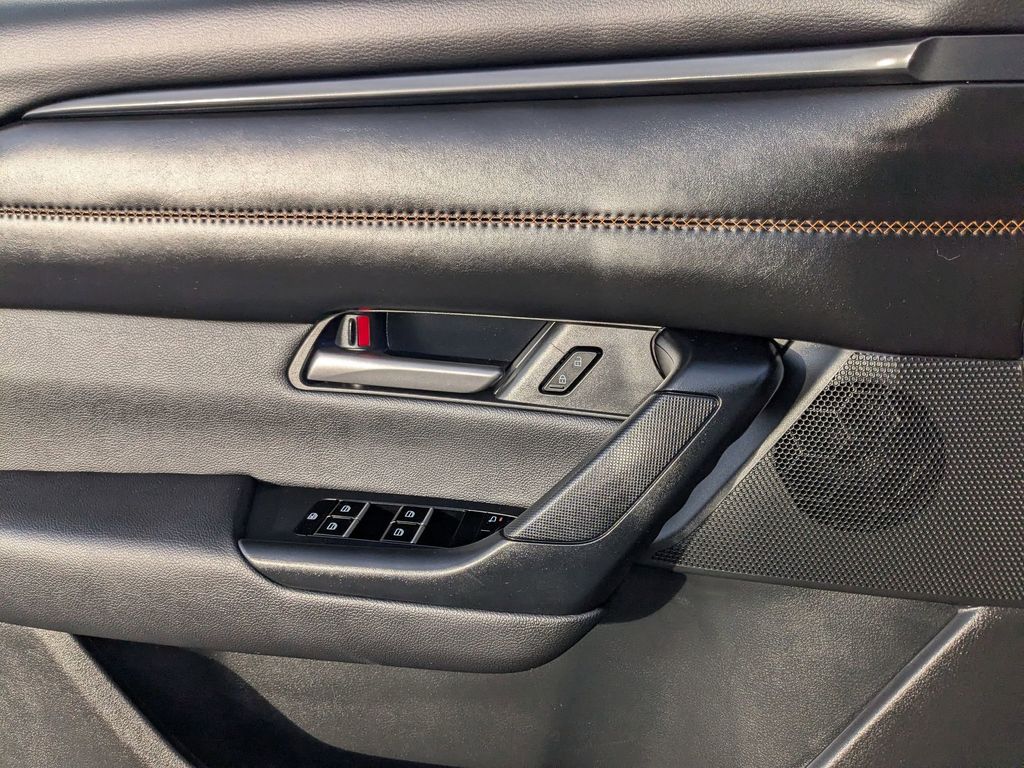 Thumbnail: 2025 Mazda CX-50 - 15