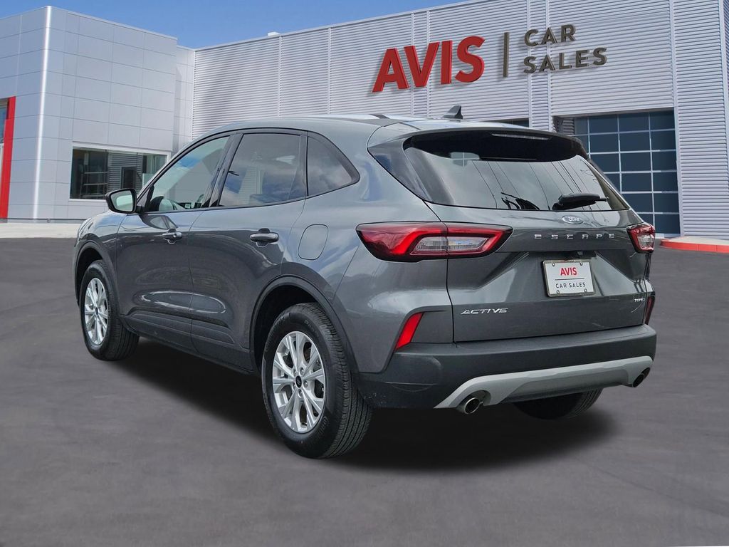 Thumbnail: 2025 Ford Escape - 3