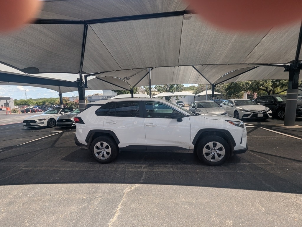 Thumbnail: 2024 Toyota RAV4 - 4