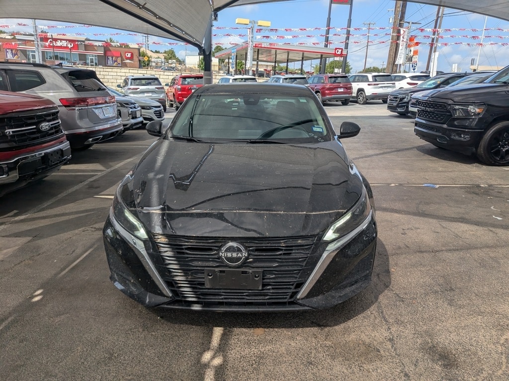 Thumbnail: 2024 Nissan Altima - 2